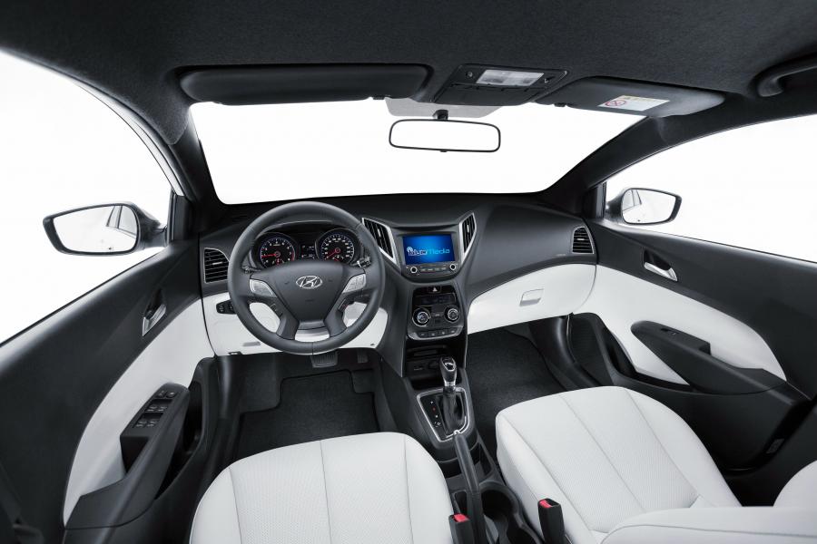 Интерьер Hyundai HB20S Limited Concept 2016 года  (фото 3 из 3)